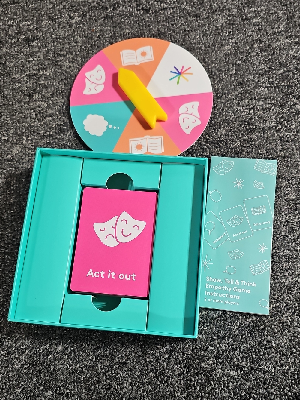 Lovevery Show, Tell And Think Empathy Game